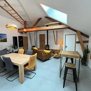 https://le-couleau.fr-provencehotel.com